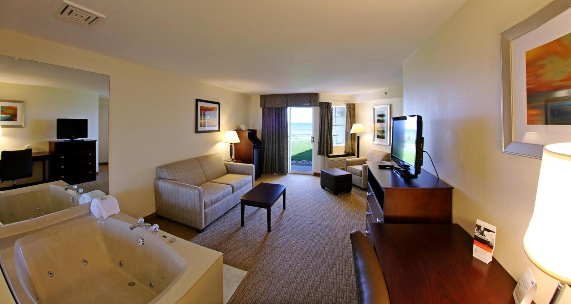 Standard King Room Lake View